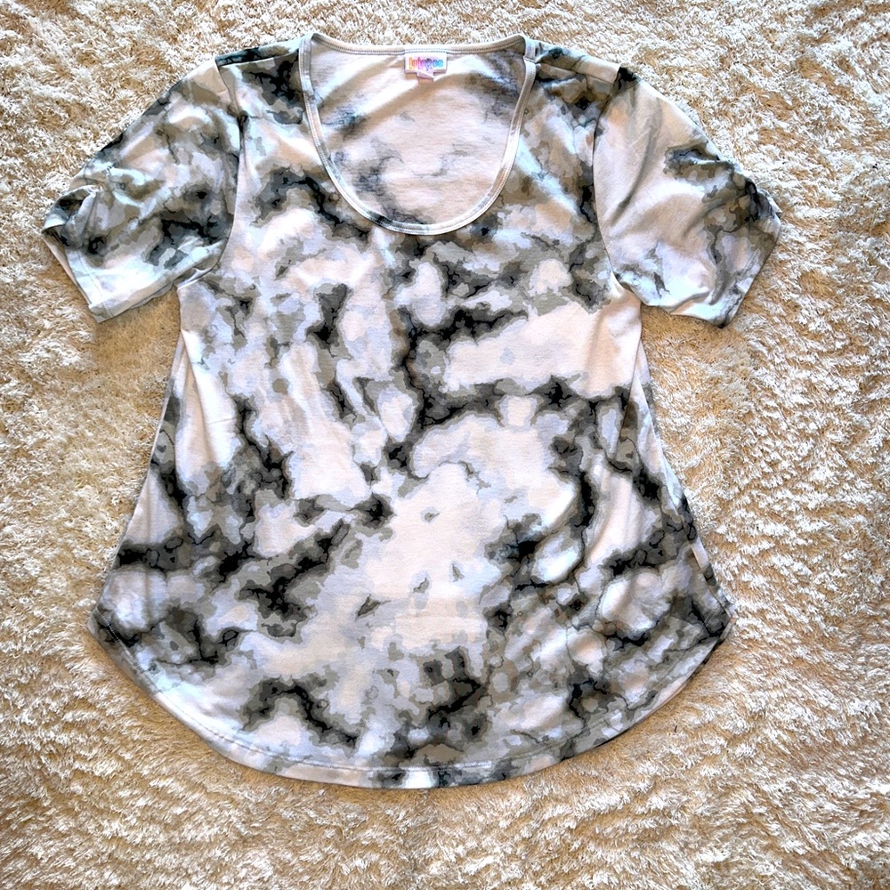 LuLaRoe Perfect T, size S cool pattern